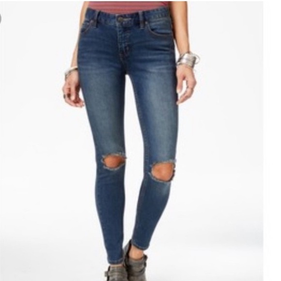 Free People Josie Medium Wash Jeans Size 28 or Size 6 equivalent NWT - Picture 2 of 10